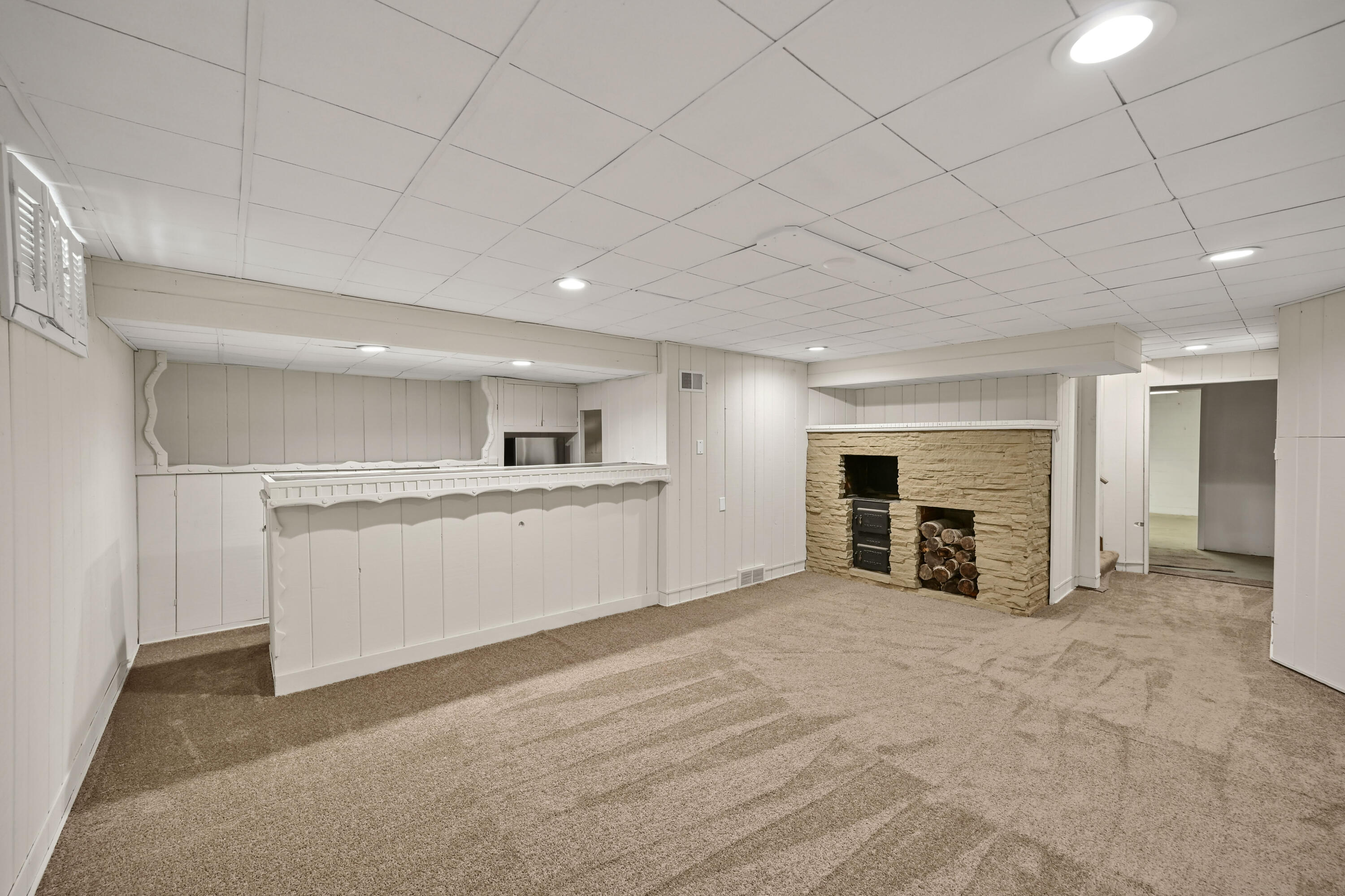 6319 North Bay Ridge Avenue Whitefish Bay, WI 53217 - Photo 27 of 34 DZ6329-26
