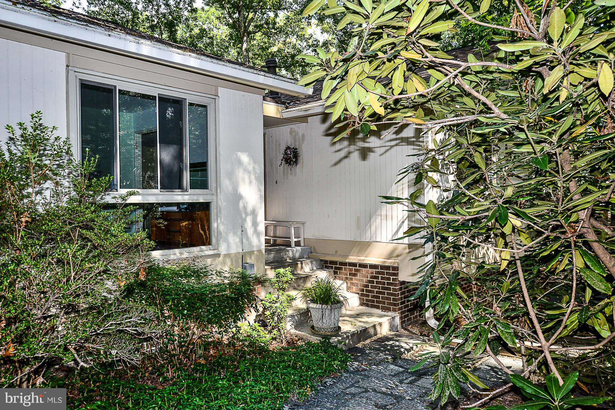 2300 Fox Fire Court Reston, VA 20191 - Photo 1 of 30 Exterior (Front)