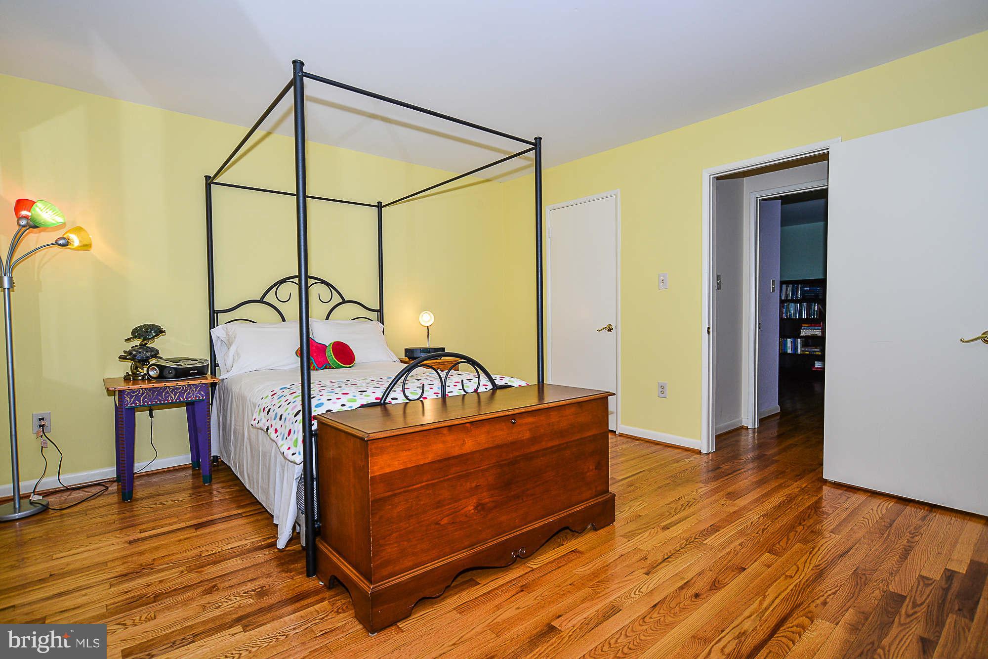 2300 Fox Fire Court Reston, VA 20191 - Photo 19 of 30 Bedroom (Master)