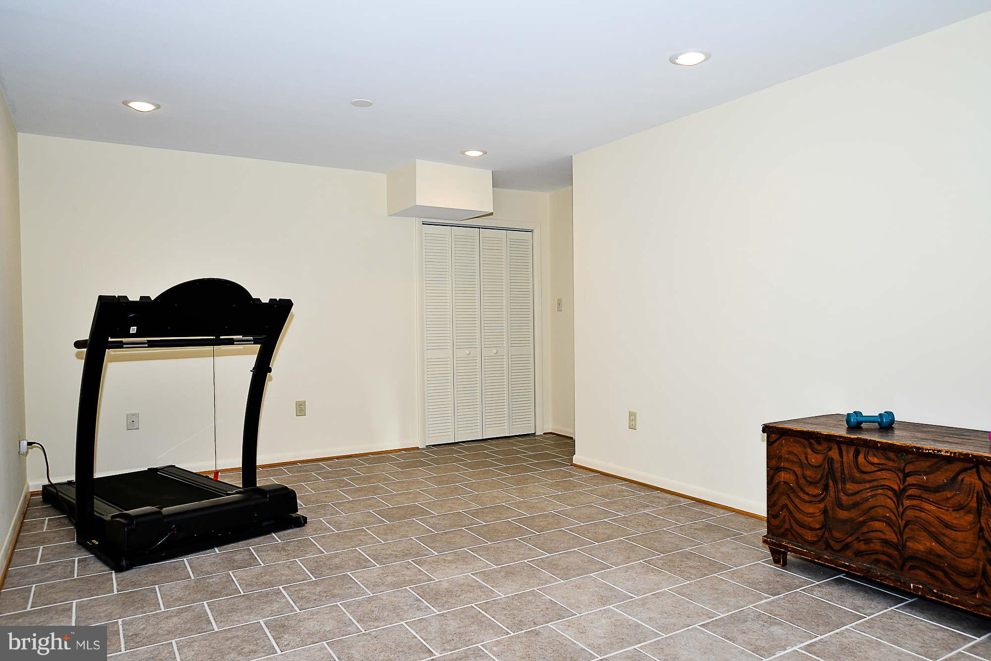 2300 Fox Fire Court Reston, VA 20191 - Photo 24 of 30 Interior (General)