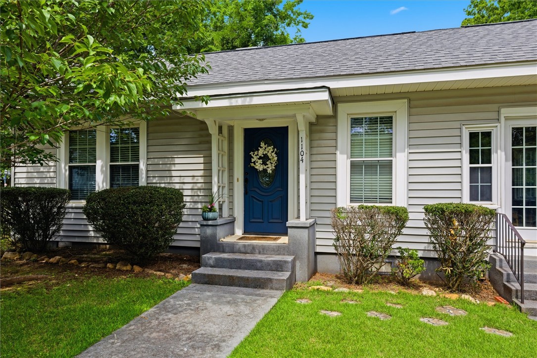 1104 Power Street Anderson, SC 29621 - Photo 1 of 34