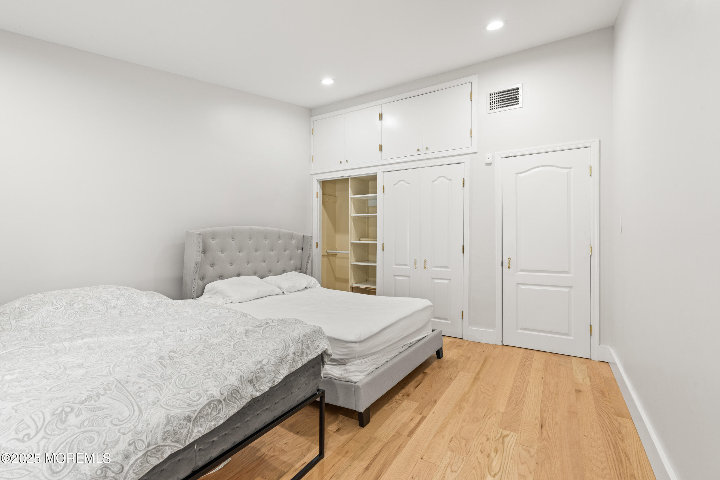 606 Deal Road Asbury Park, NJ 07712 - Photo 23 of 32 026