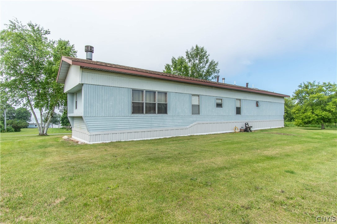 2151 Bates Road Cape Vincent, NY 13618 - Photo 15 of 35