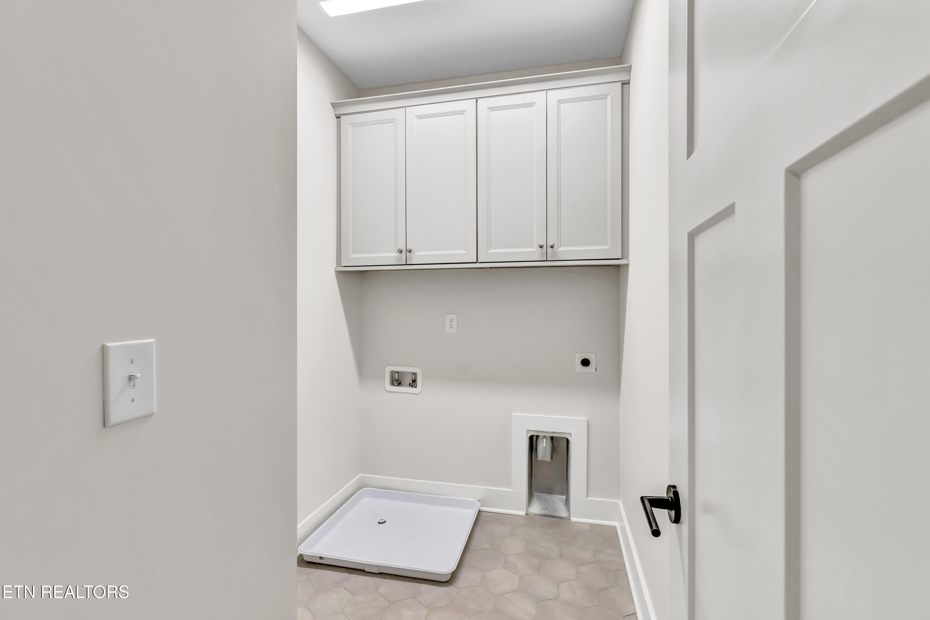 1822 Thunderhead Road Knoxville, TN 37922 - Photo 37 of 44 Kensington A -1822 Thunderhead Rd-16