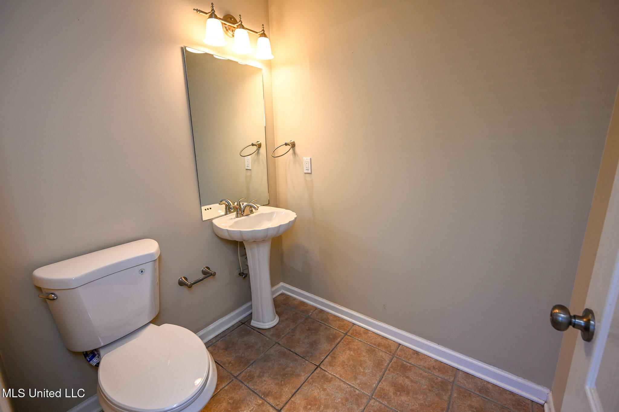 9846 Alexanders Ridge Drive Olive Branch, MS 38654 - Photo 21 of 37 DSC_6555