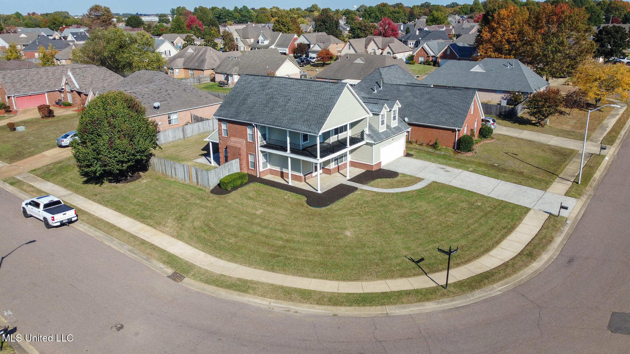 9846 Alexanders Ridge Drive Olive Branch, MS 38654 - Photo 7 of 37 DJI_0401