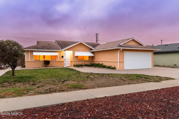 $550,000 | 405 South T Street, Lompoc, CA 93436