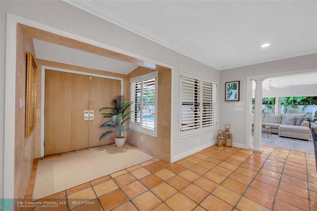 2757 Northeast 20th Street Fort Lauderdale, FL 33305 - Photo 15 of 38