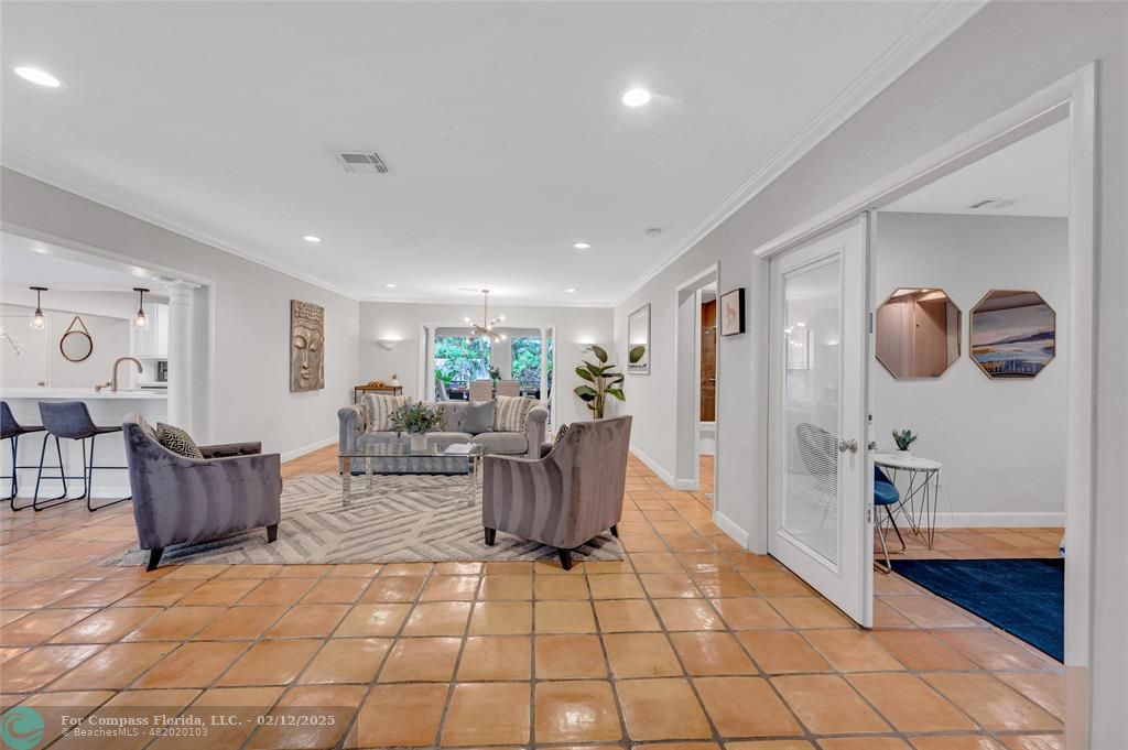 2757 Northeast 20th Street Fort Lauderdale, FL 33305 - Photo 16 of 38