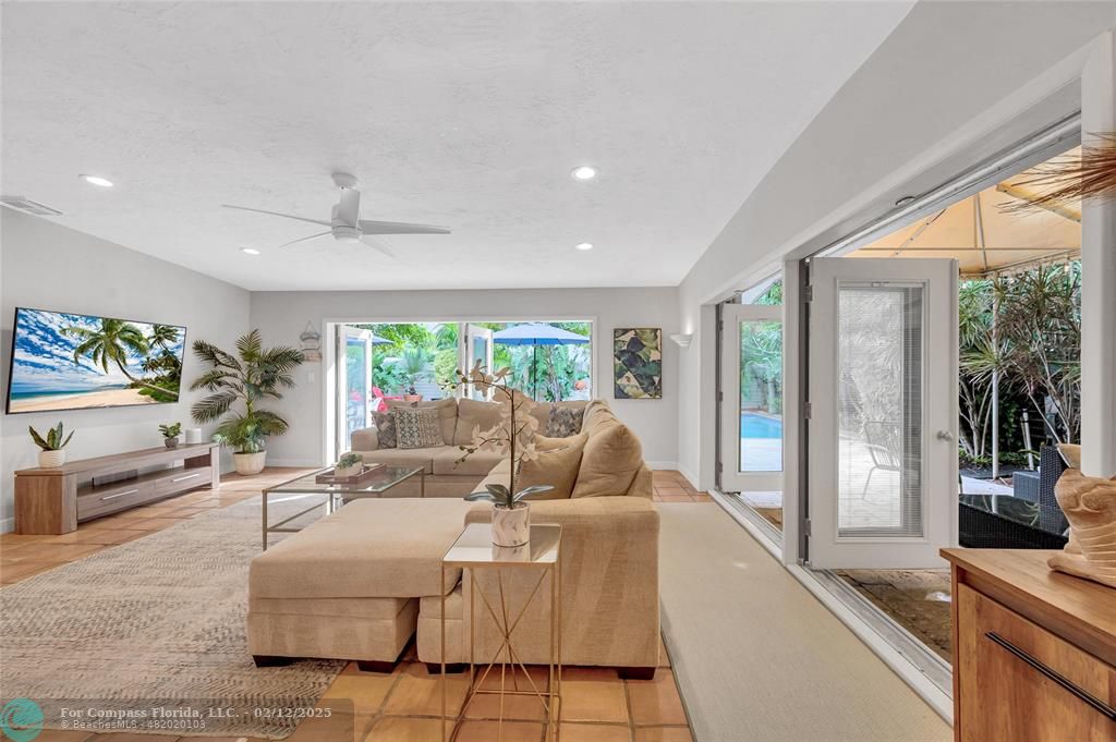 2757 Northeast 20th Street Fort Lauderdale, FL 33305 - Photo 21 of 38