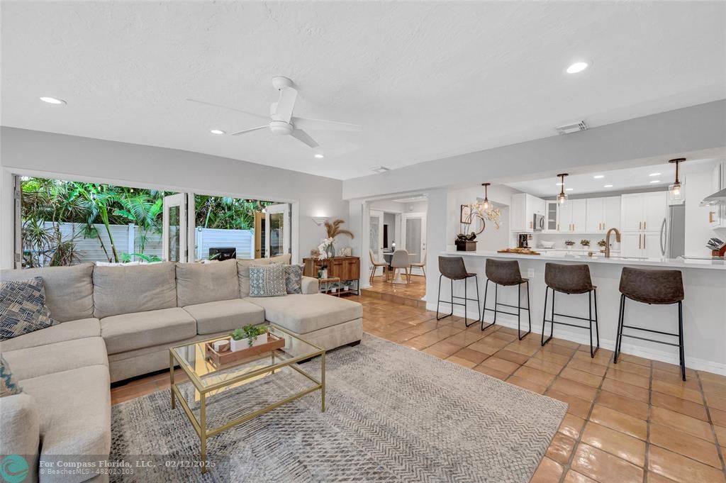 2757 Northeast 20th Street Fort Lauderdale, FL 33305 - Photo 22 of 38