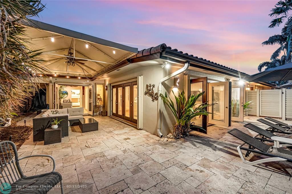 2757 Northeast 20th Street Fort Lauderdale, FL 33305 - Photo 3 of 38