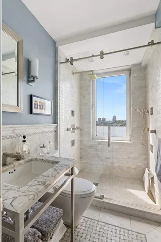 $1,290,000 | 5 Riverside Drive, Unit 12B | Upper West Side
