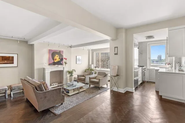$1,290,000 | 5 Riverside Drive, Unit 12B | Upper West Side
