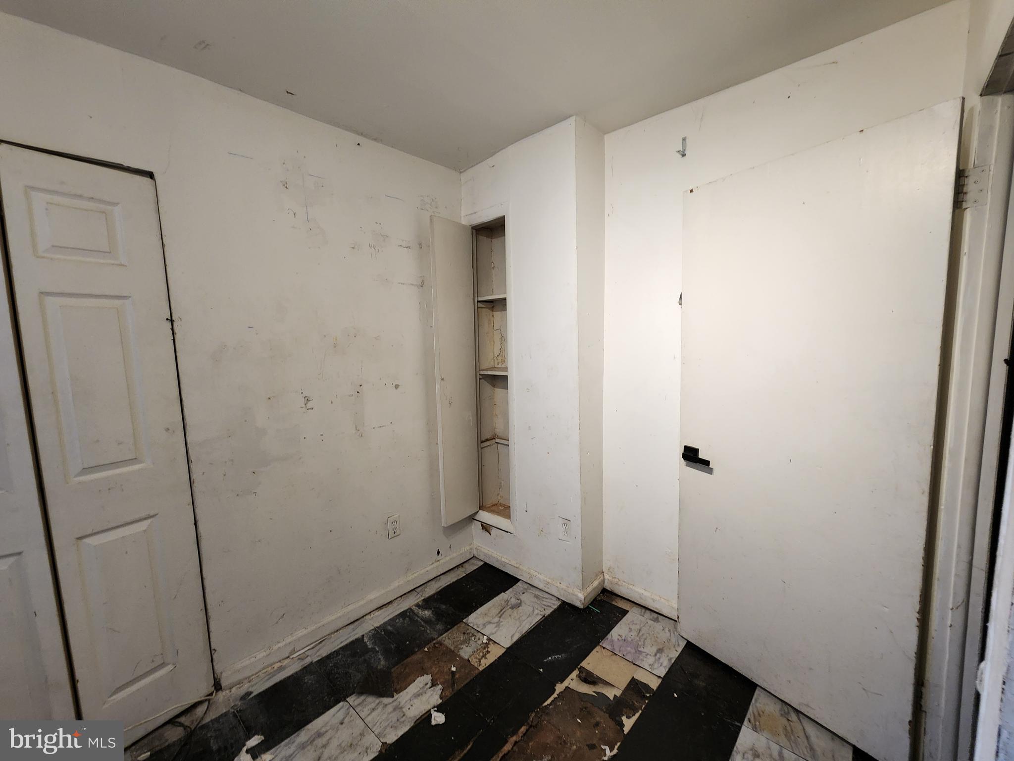 328 North Paca Street Baltimore, MD 21201 - Photo 8 of 32 Gallery Image 8