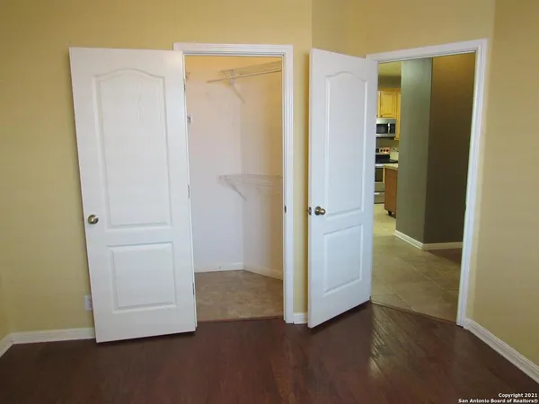 $2,450 | 314 Neches Branch, San Antonio, TX 78258