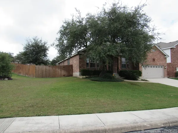 $2,450 | 314 Neches Branch, San Antonio, TX 78258