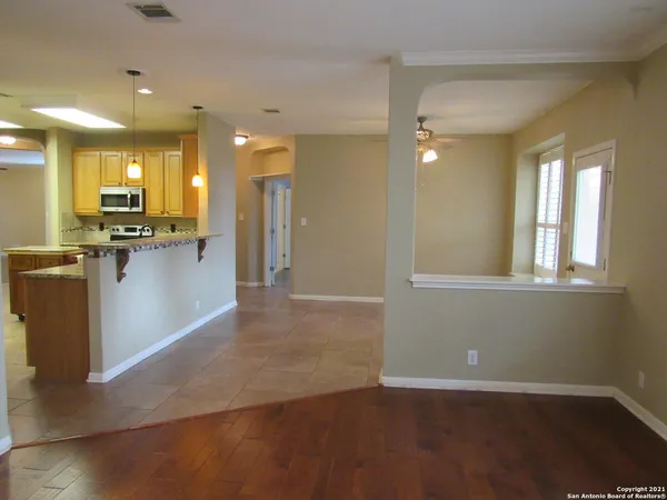 $2,450 | 314 Neches Branch, San Antonio, TX 78258