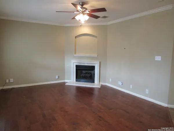 $2,450 | 314 Neches Branch, San Antonio, TX 78258