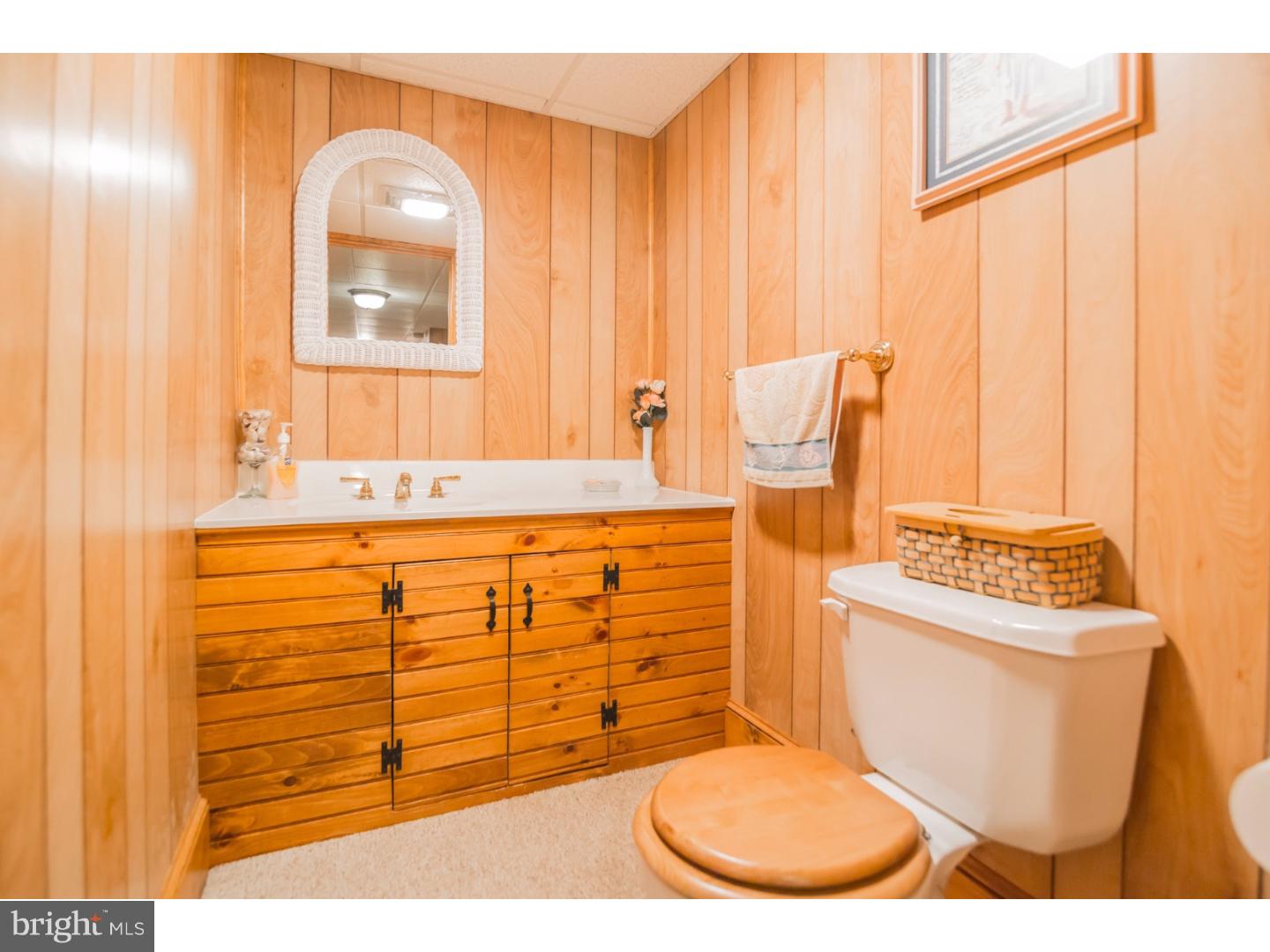 14 Longview Road Perkasie, PA 18944 - Photo 22 of 25 Bathroom
