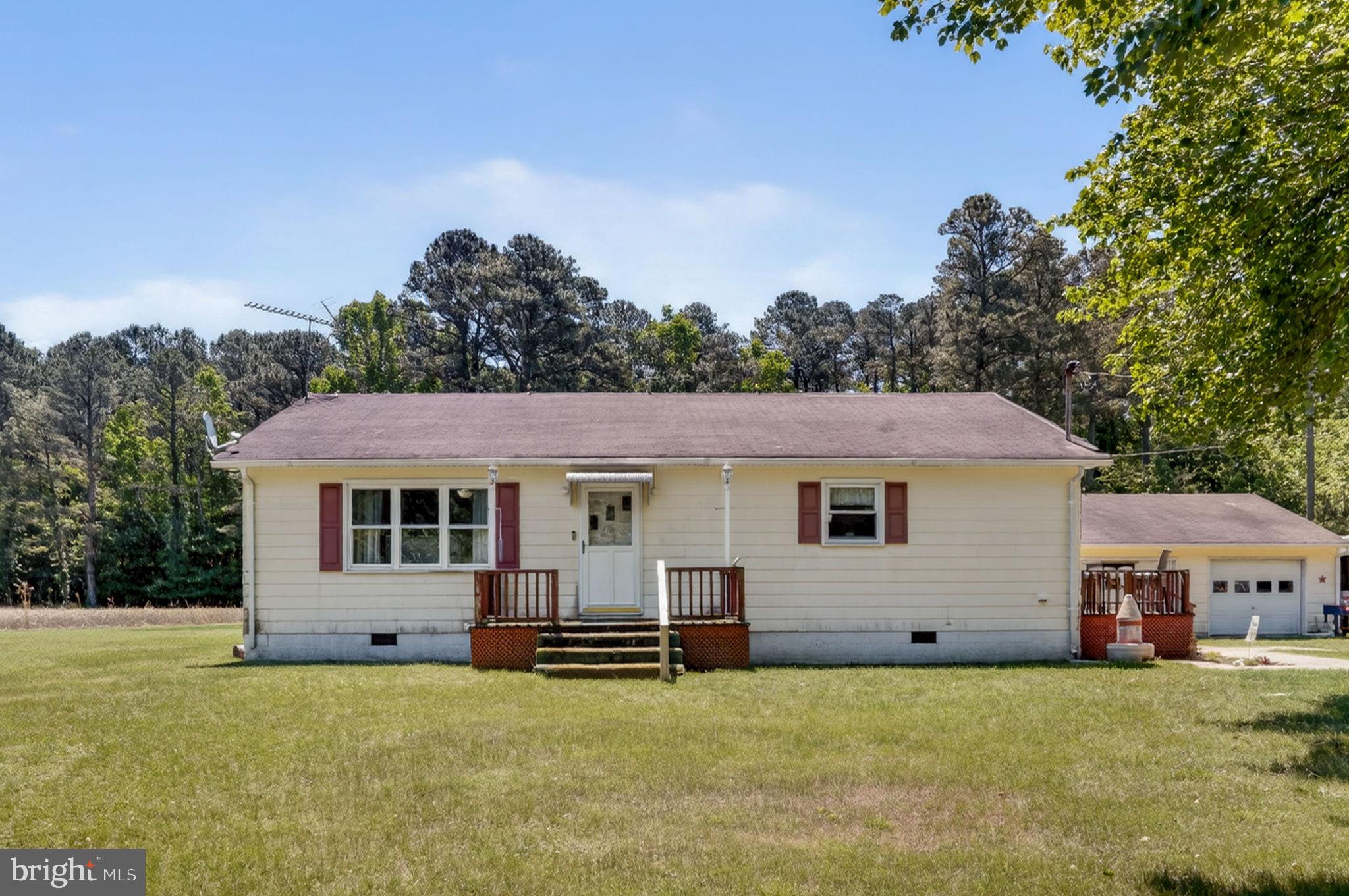 18519 Big Road Parksley, VA 23421 - Photo 2 of 38