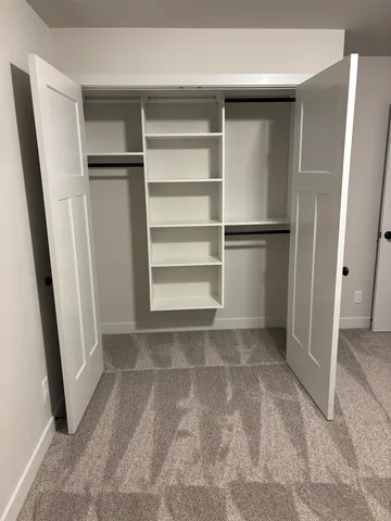 $429,900 | 1743 Legacy Lane, Neenah, WI 54956