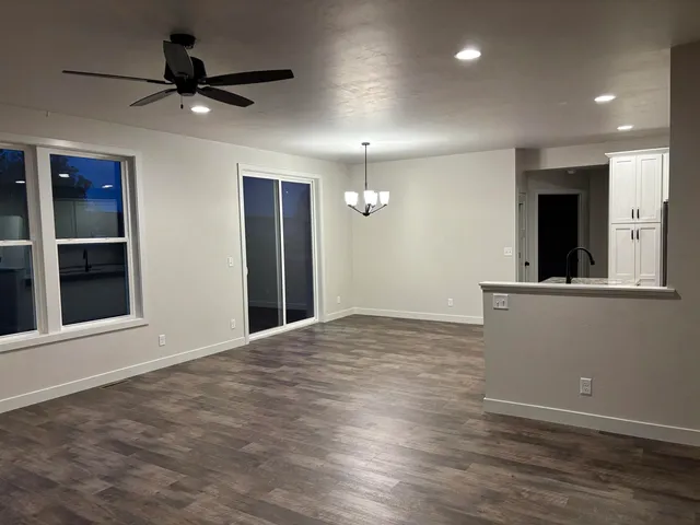 $429,900 | 1743 Legacy Lane, Neenah, WI 54956