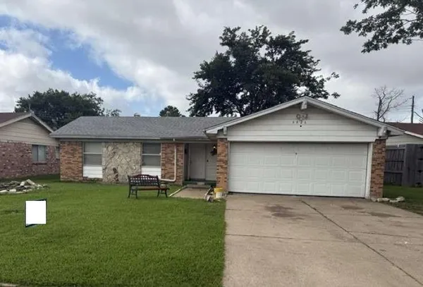 $272,000 | 3826 Great Falls Court, Irving, TX 75062