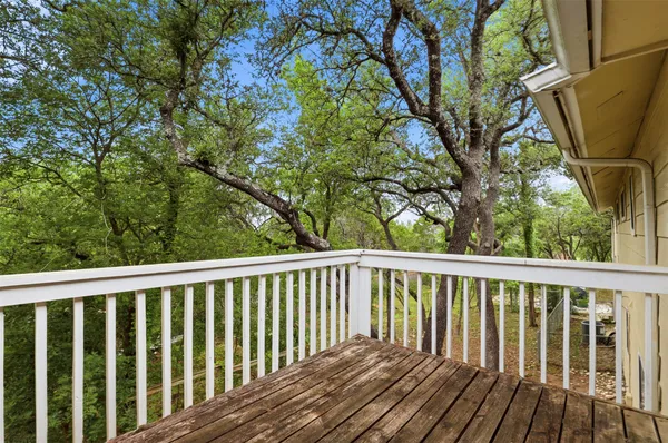 $2,100 | 10010 Wildflower Lane, Unit A, Austin, TX 78733
