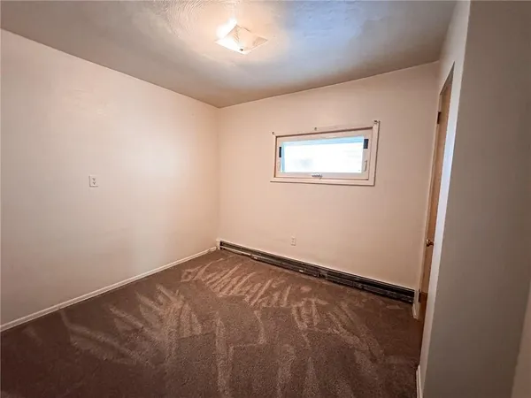 $975 | 4719 3rd Street, Unit 2, McKeesport, PA 15132
