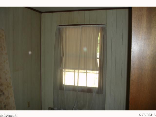 986 Cedar Point Road Rice, VA 23966 - Photo 5 of 7 Bedroom - bedroom no.2