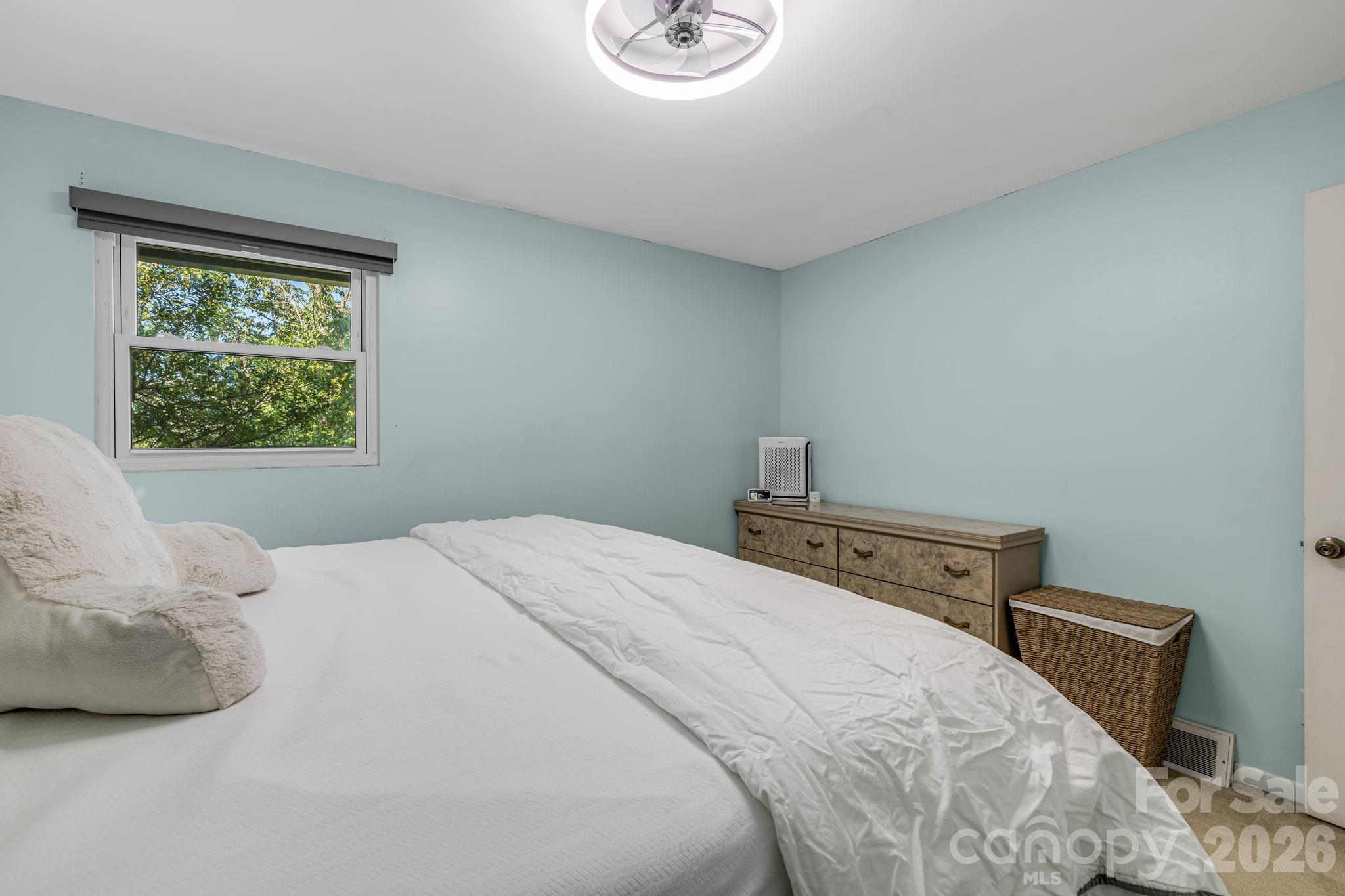 376 School Road East Asheville, NC 28803 - Photo 17 of 38 Gallery Image 17