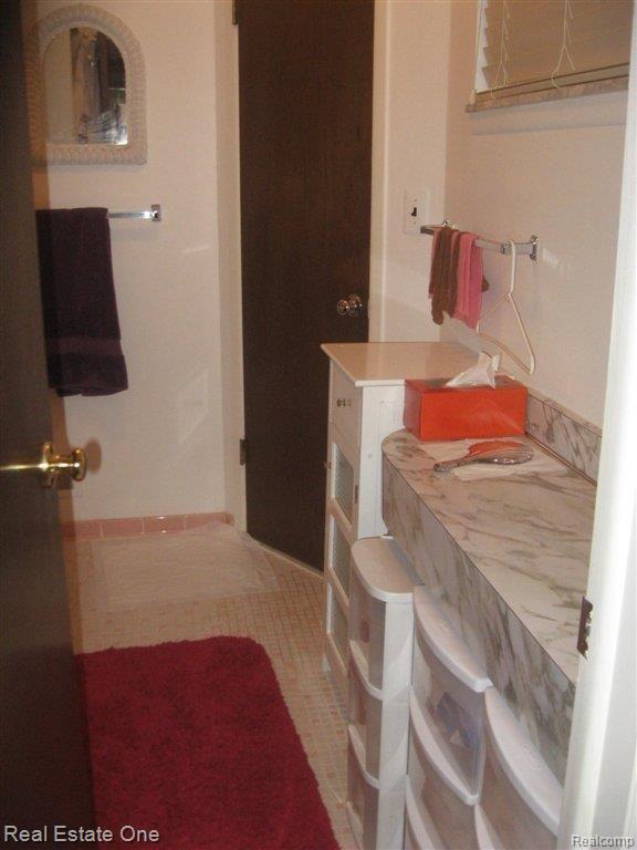 11297 Afton Road Southgate, MI 48195 - Photo 13 of 17 Master Bath.JPG