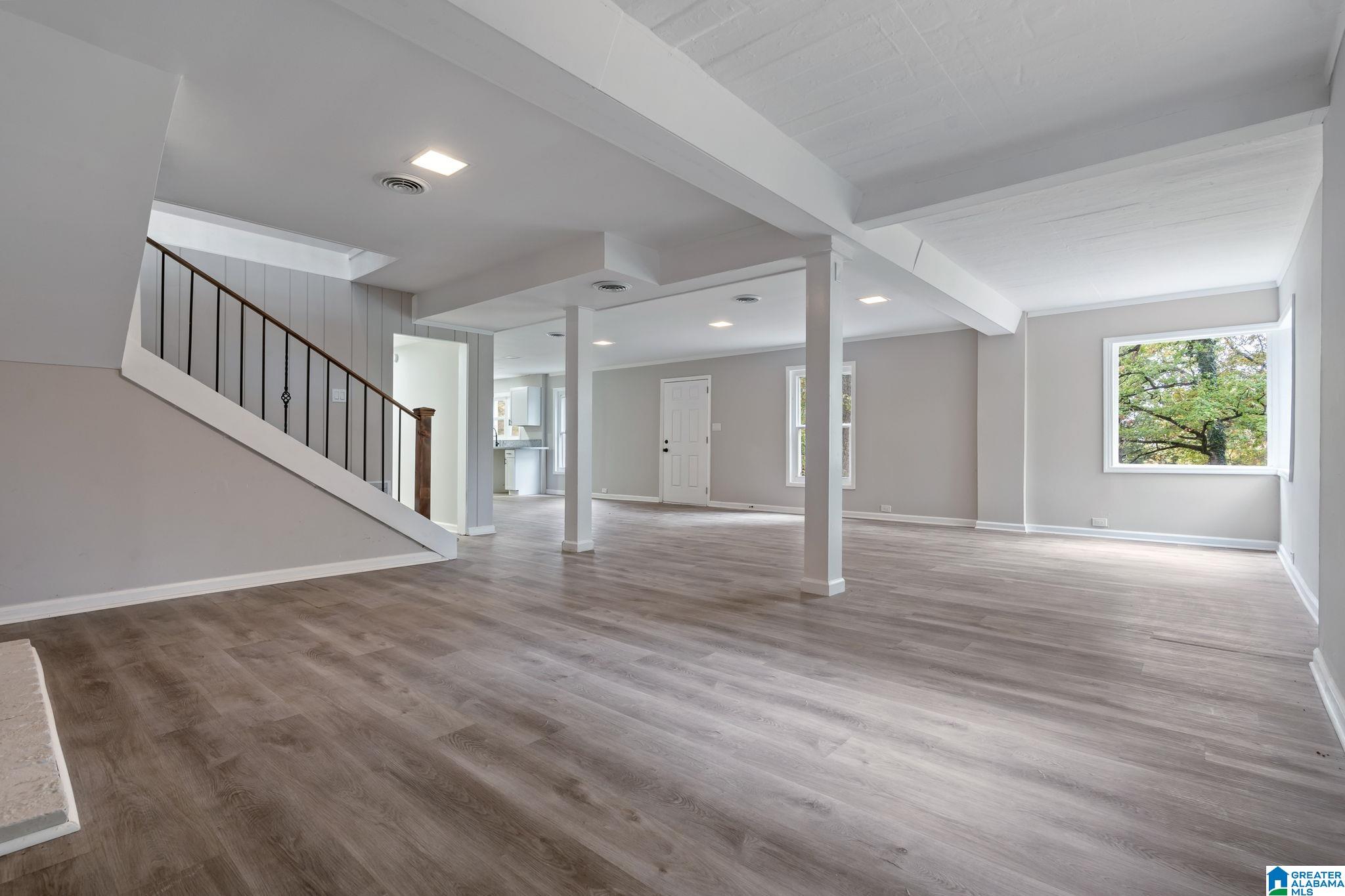 686 Ridge Top Circle Birmingham, AL 35206 - Photo 6 of 36
