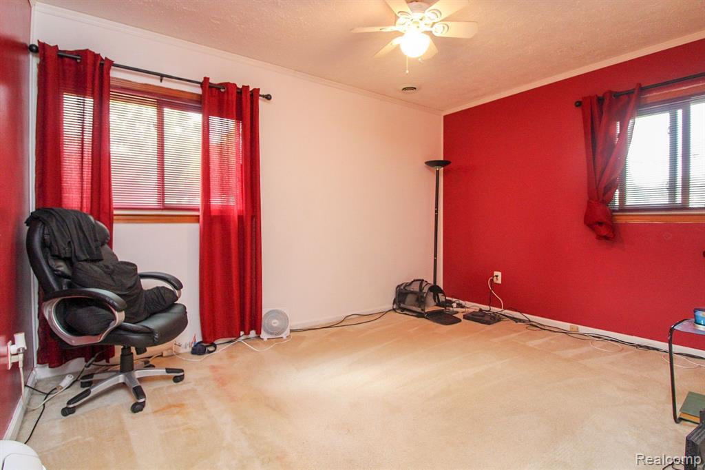 20977 Stahelin Road Southfield, MI 48075 - Photo 17 of 35