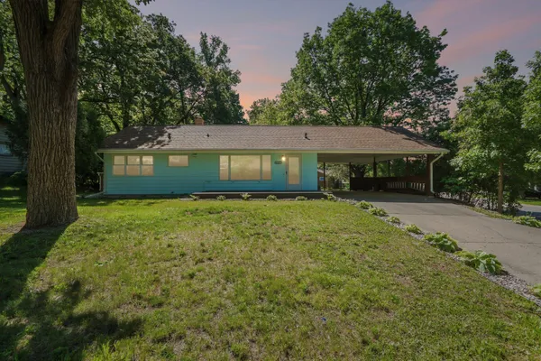 $449,900 | 6633 East Wood, Middleton, WI 53562