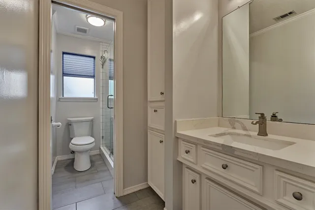 $599,000 | 24622 West Kingscrest Circle, Spring, TX 77389