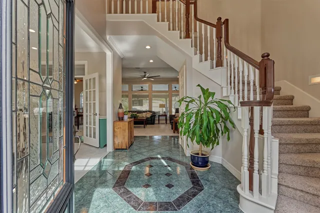 a view of entryway and hall