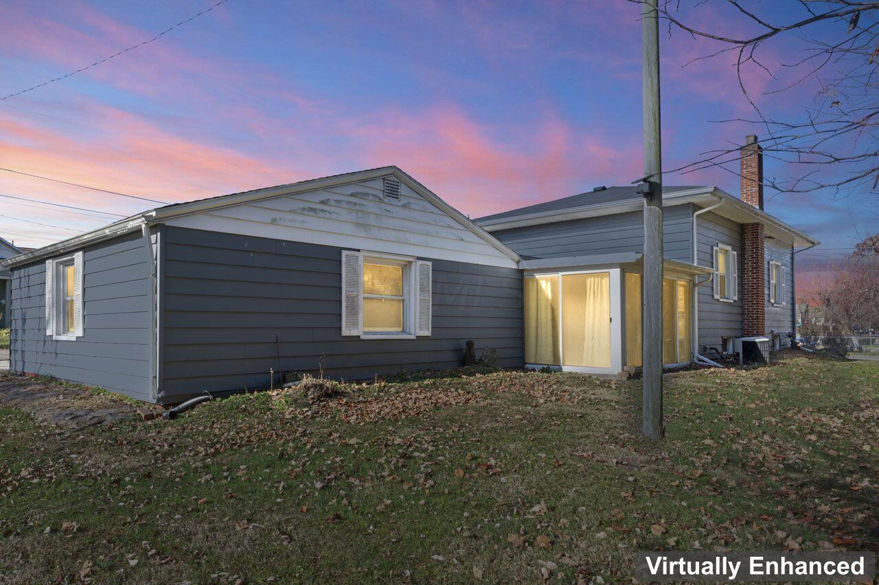 101 Summit Street Newark, OH 43055 - Photo 28 of 29 Back of Home and Night