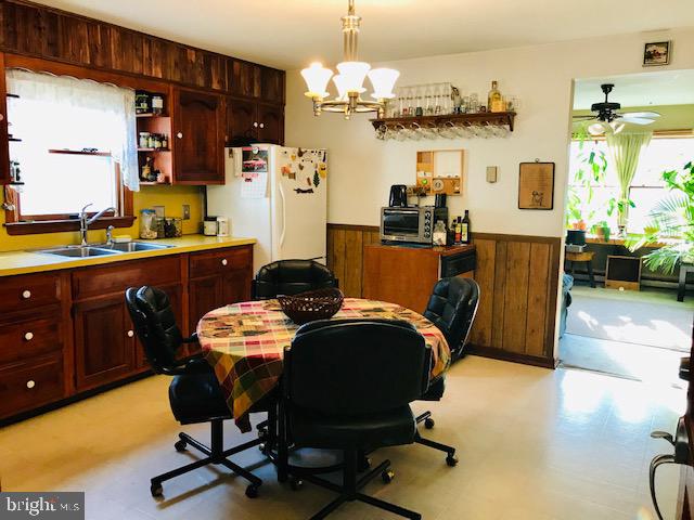 2480 Hopewell Road Elverson, PA 19520 - Photo 5 of 30 Gallery Image 5