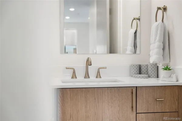 $1,525 | 2876 West 53rd Avenue, Unit 303A, Denver, CO 80221