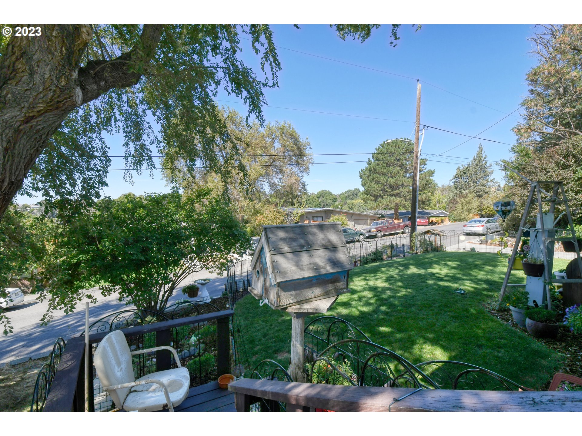 618 Northwest 6th Street Pendleton, OR 97801 - Photo 38 of 41 a view of outdoor space and yard