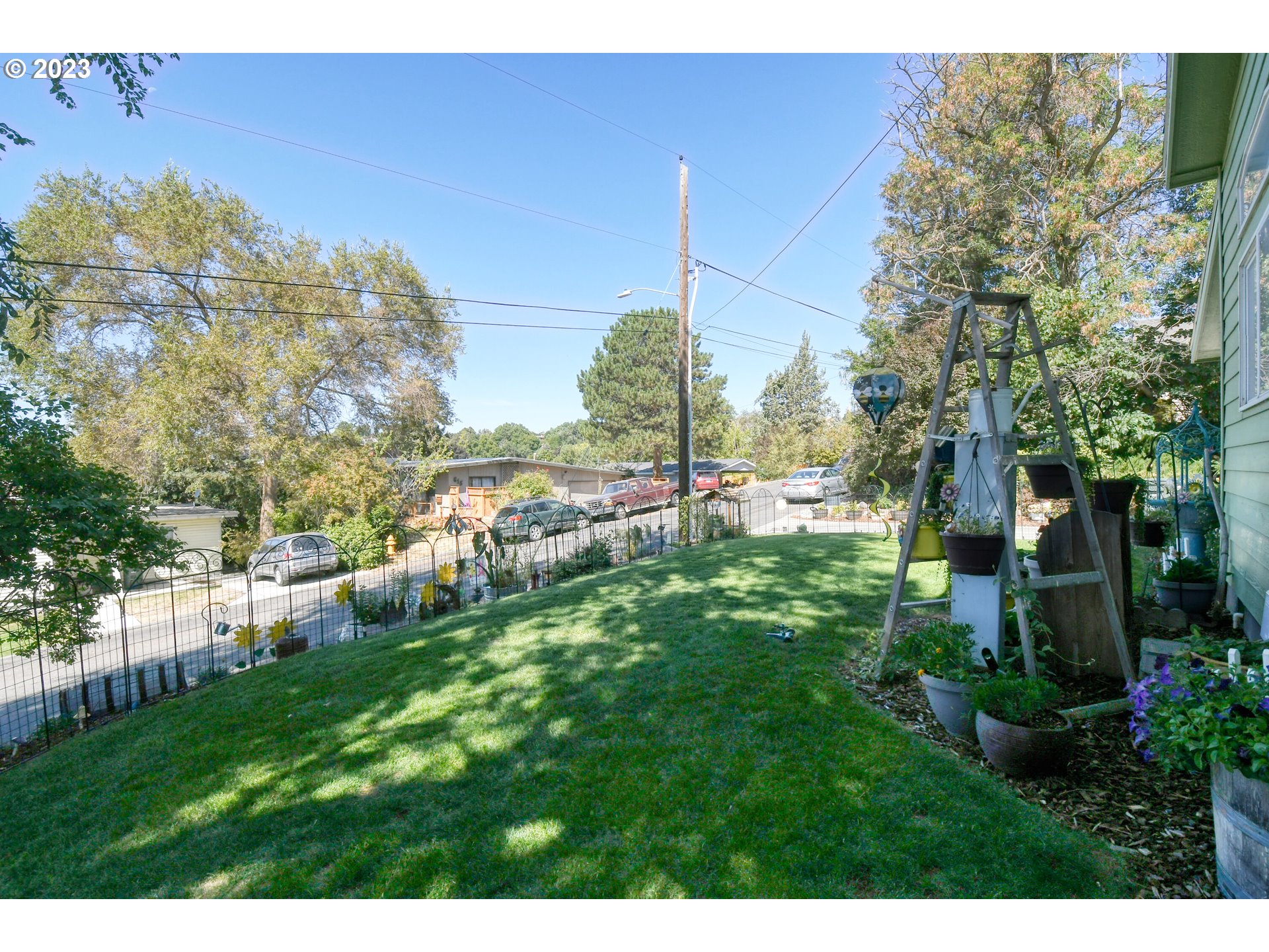 618 Northwest 6th Street Pendleton, OR 97801 - Photo 39 of 41 a view of a garden