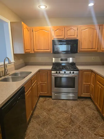 $379,500 | 1106 South Graywell Drive, Bloomington, IN 47401