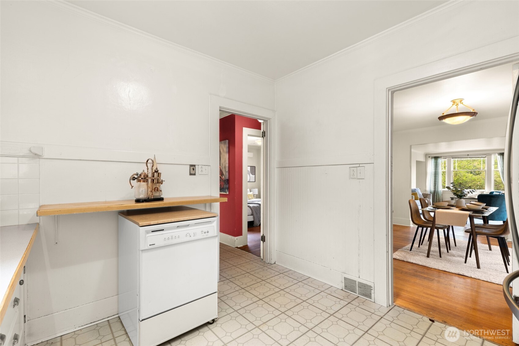 119 North 83rd Street Seattle, WA 98103 - Photo 10 of 25
