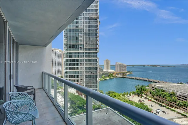 $879,000 | 485 Brickell Avenue, Unit 2009, Miami, FL 33131