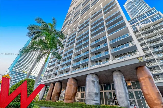 $879,000 | 485 Brickell Avenue, Unit 2009, Miami, FL 33131