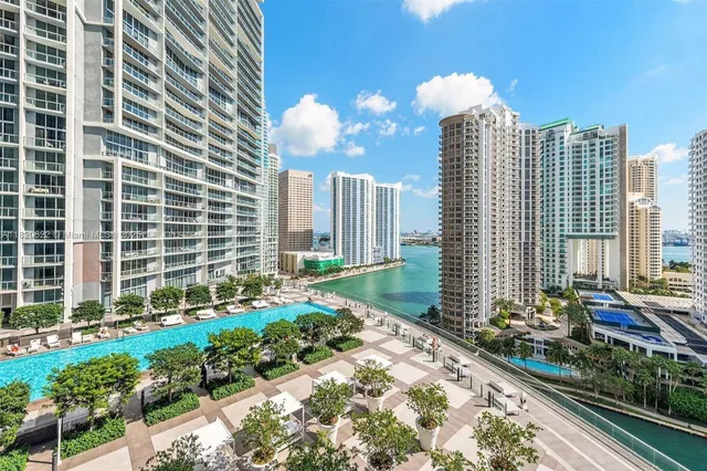 $879,000 | 485 Brickell Avenue, Unit 2009, Miami, FL 33131