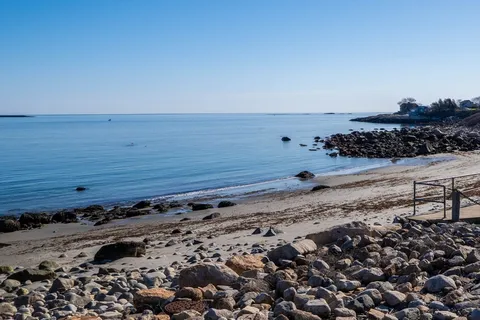 $4,500 | 20 Smith Road, Unit SUMMER, Rockport, MA 01966