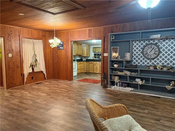 $189,933 | 180 Windy Wood Lane, Pollock, LA 71467